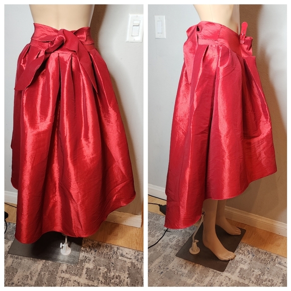 NWT Varga Red Pleated Hi Low Belted Stretch Taffeta Skirt Size Large - Picture 2 of 16